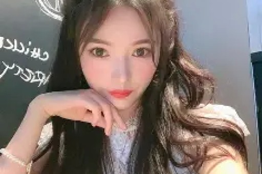 主播说丨央视曝光！新能源车企“锁电”坑惨车主车主哭诉：续航510实际跑不到300