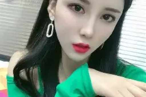 四位明星盲目耍大牌：吴谨言摆谱央视被点名李梦任性毁演技张大大暴力霸凌文章任性要求陕西油泼面路人缘彻底败光！