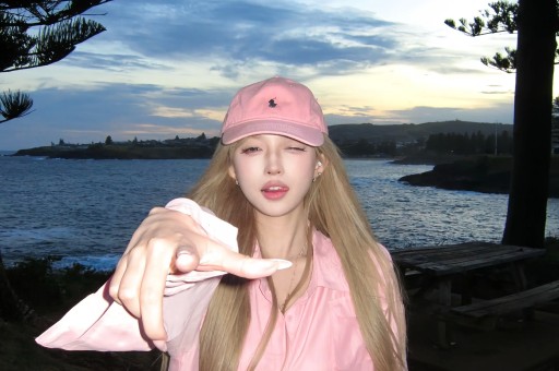 知名网红坑骗粉丝穿真货卖假货被曝光后解释自己是不小心的