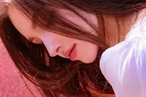 同样是售假董宇辉的全额退款比李维刚的假一赔十差了十八条街
